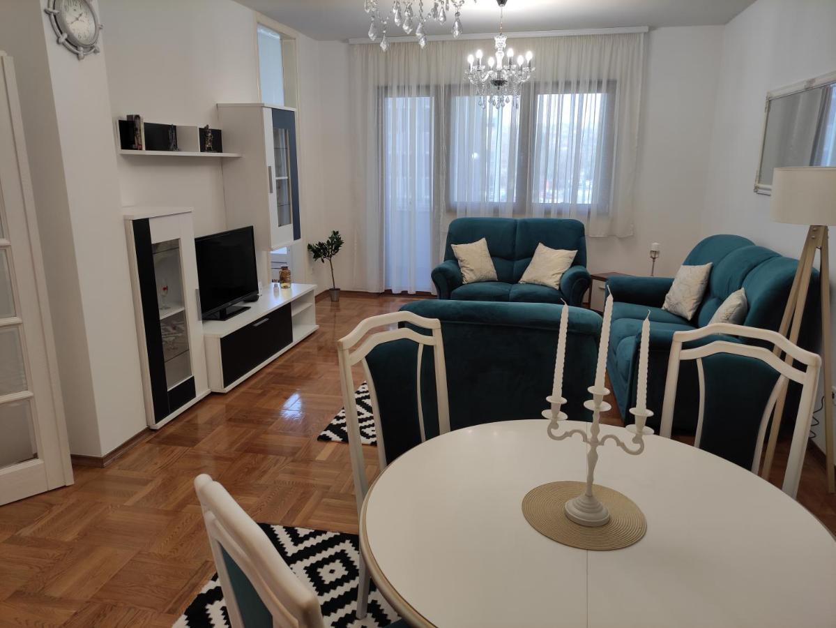 Apartment Dajak Centar Banja Luka Ngoại thất bức ảnh